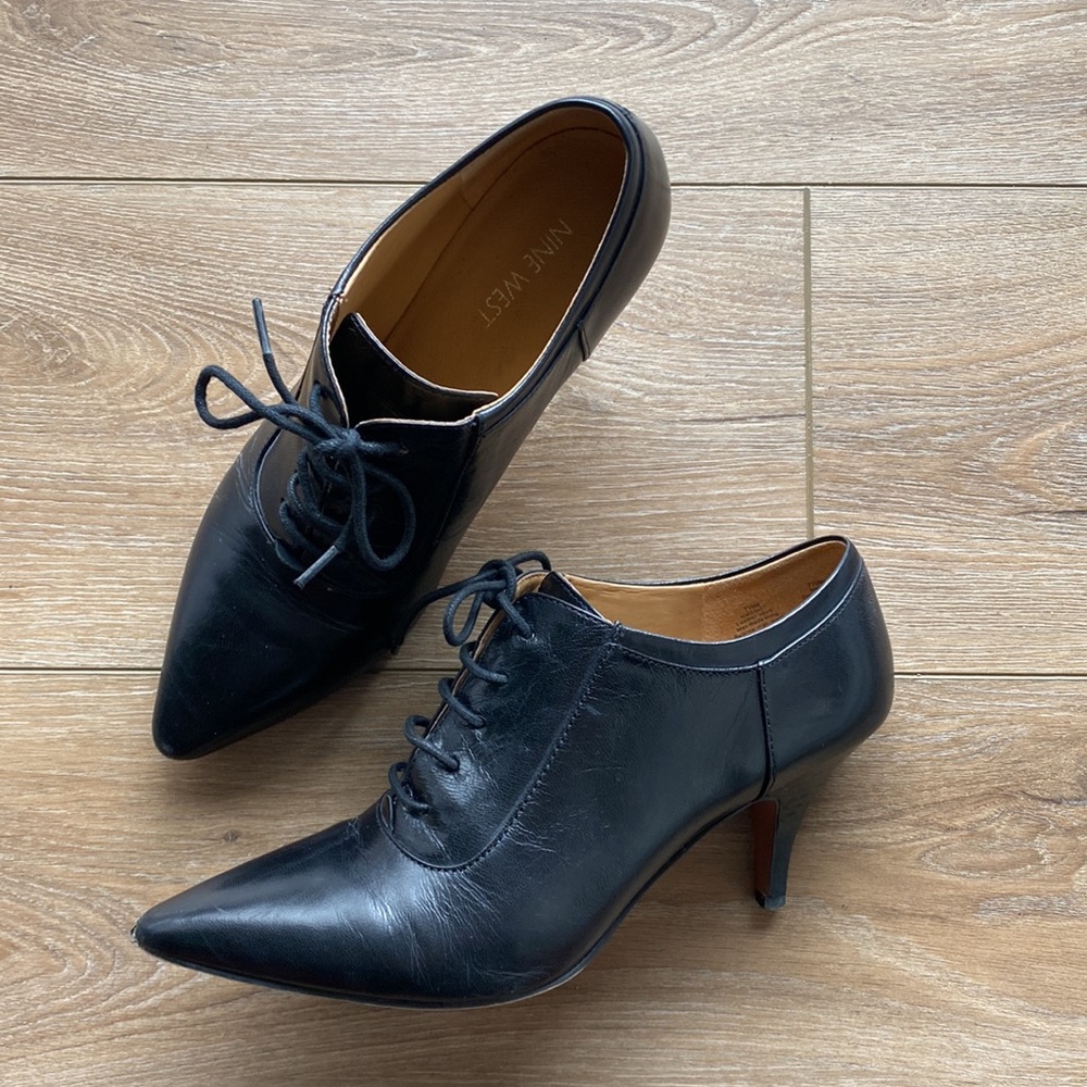Nine West | 7.5 M black lace up heels